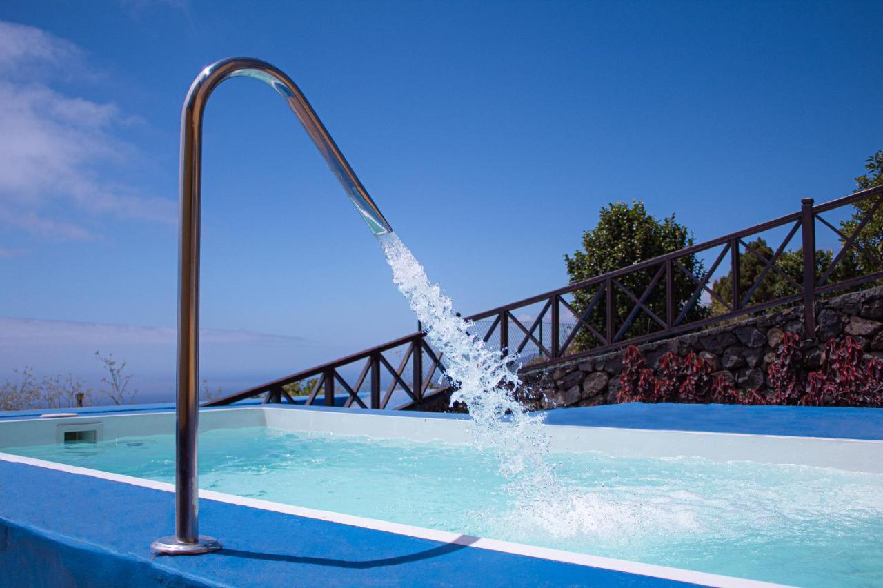 CASA ALBA, casa rústica en la colina con piscina-spa climatizada y vistas al mar Puntallana Exterior foto