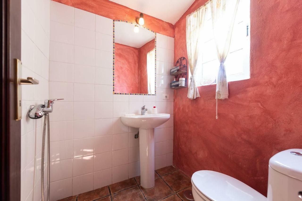CASA ALBA, casa rústica en la colina con piscina-spa climatizada y vistas al mar Puntallana Exterior foto