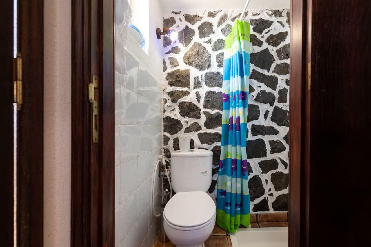 CASA ALBA, casa rústica en la colina con piscina-spa climatizada y vistas al mar Puntallana Exterior foto